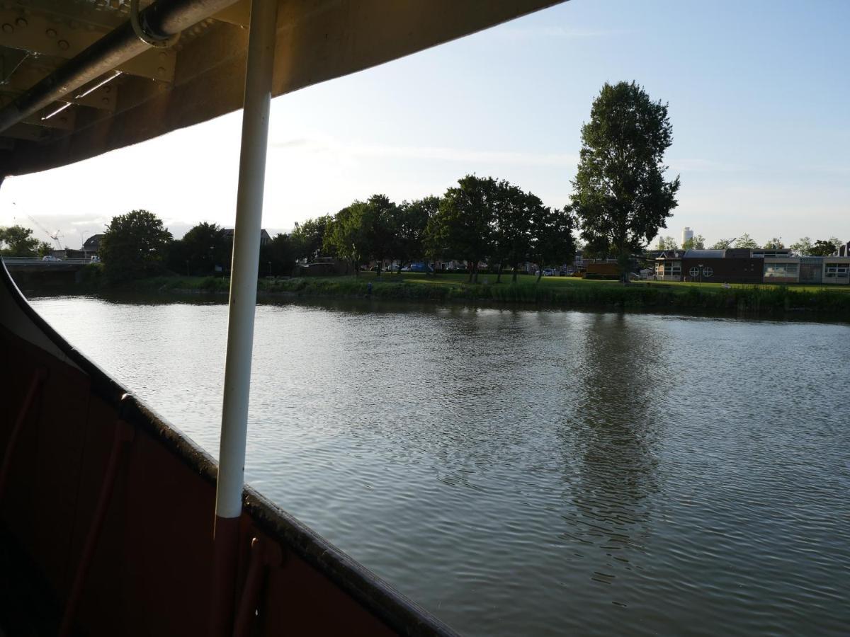 De Logeerboot Dordrecht Bed and Breakfast Exteriör bild