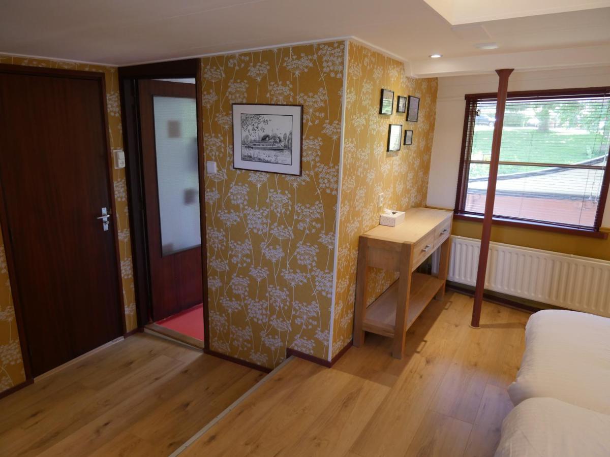 De Logeerboot Dordrecht Bed and Breakfast Exteriör bild